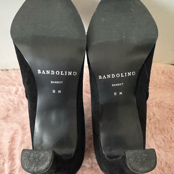 💥Bandolino Elegant Black Suede Ankle Boots - Picture 4 of 5